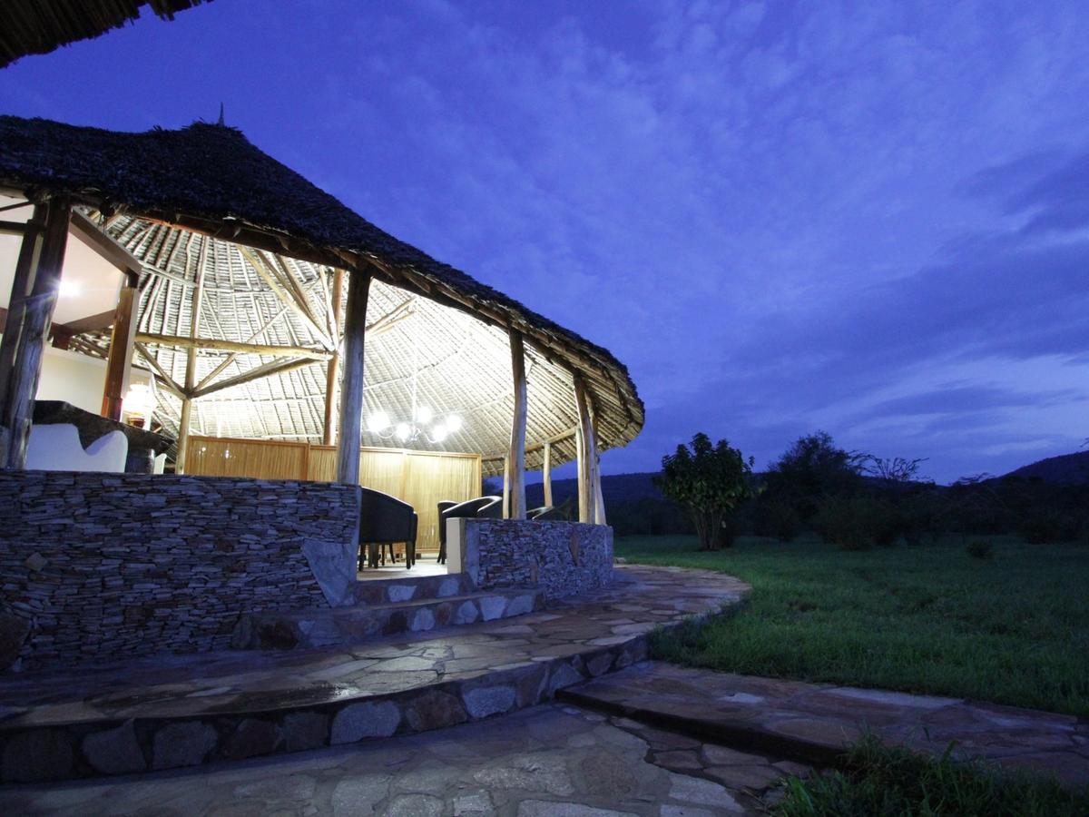 Osero Lodge Ololaimutiek Exterior photo